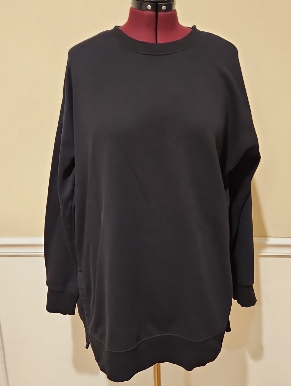 Old Navy Black Oversized Crewneck Sweatshirt Tall